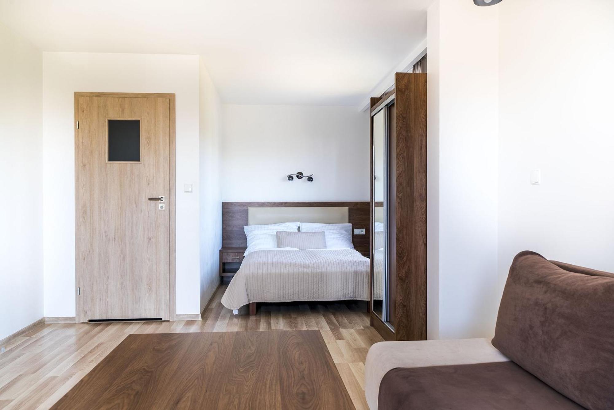Apartamenty I Pokoje Goscinne Relax Jastarnia Phòng bức ảnh