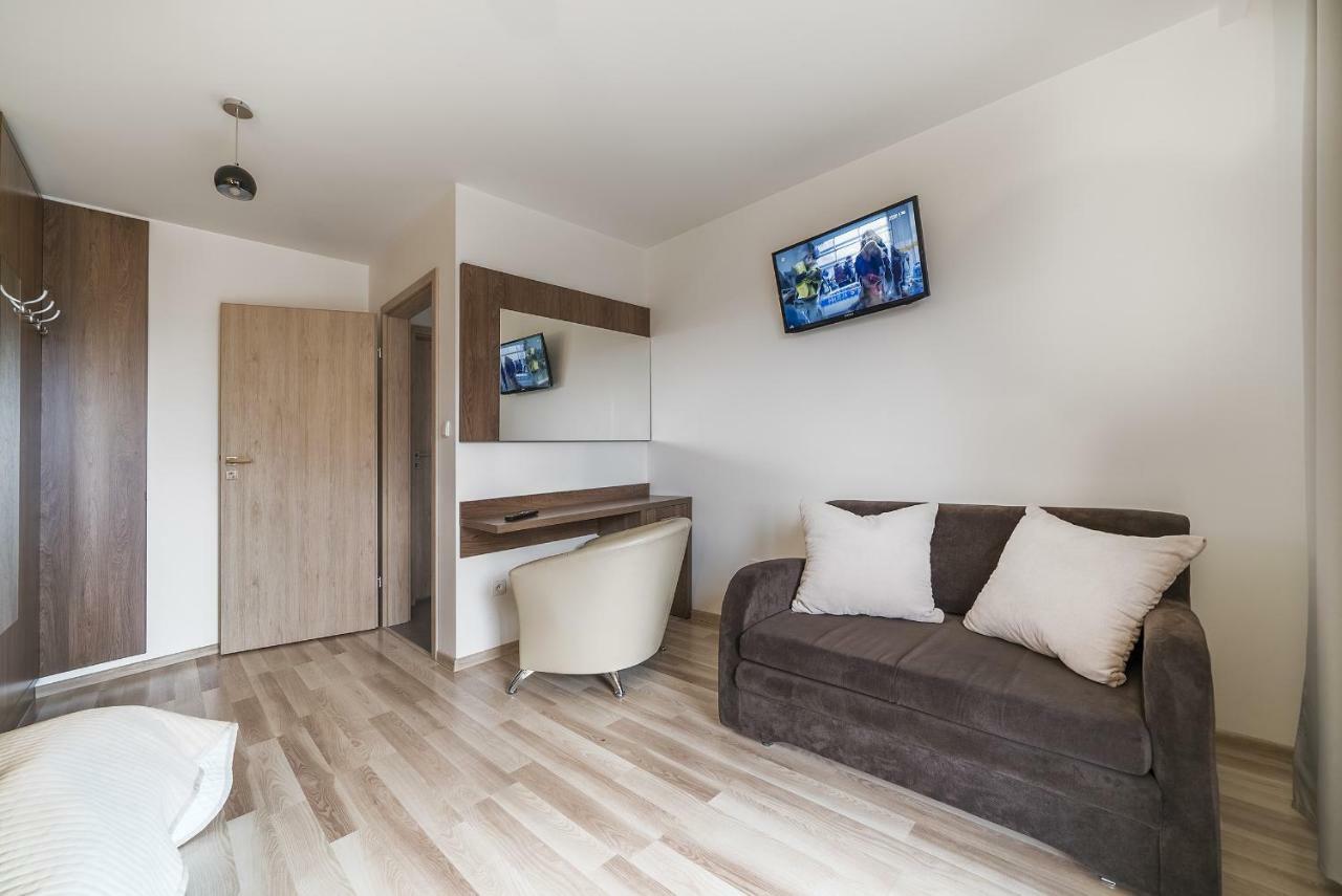 Apartamenty I Pokoje Goscinne Relax Jastarnia Ngoại thất bức ảnh