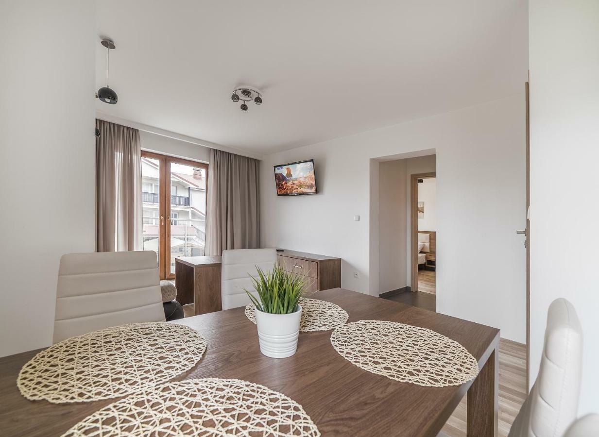 Apartamenty I Pokoje Goscinne Relax Jastarnia Ngoại thất bức ảnh