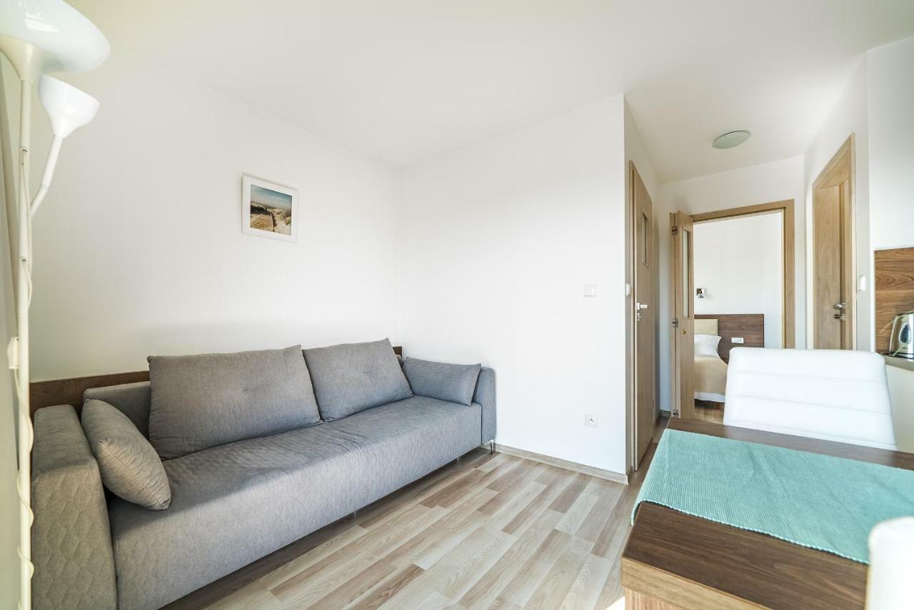Apartamenty I Pokoje Goscinne Relax Jastarnia Ngoại thất bức ảnh