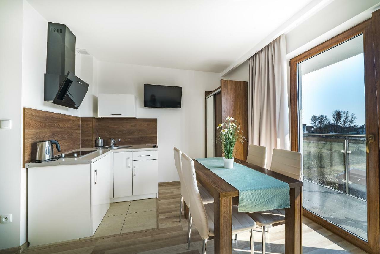 Apartamenty I Pokoje Goscinne Relax Jastarnia Ngoại thất bức ảnh